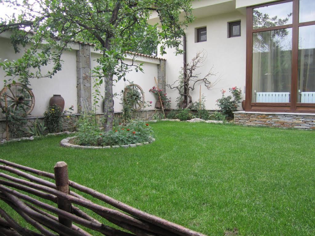 Boutique Hotel L Do Rado Sofia Buitenkant foto